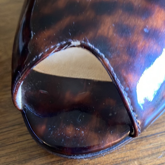 Cole Haan Nike Air patent leather tortoise print heels. - Picture 11 of 16